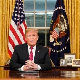Ντόναλντ Τραμπ στο Οβάλ Γραφείο