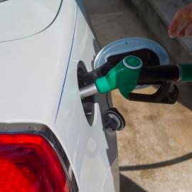 Ανεφοδιασμός αυτοκινήτου βενζίνη