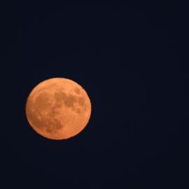 Πανσέληνος στον ουρανό