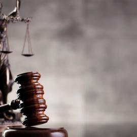 Σφυρί δικαιοσύνης δικαστηρίου