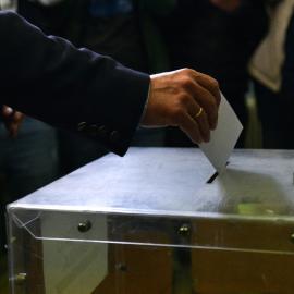 Χέρι σε κάλπη