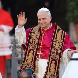 Πάπας Λέων σε δημόσια εμφάνιση