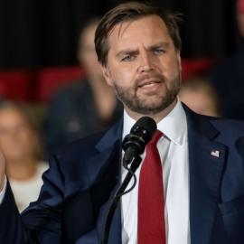 Τζέι Ντι Βανς μιλά