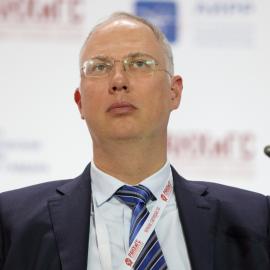 Κιρίλ Ντμίτριεφ πορτρέτο